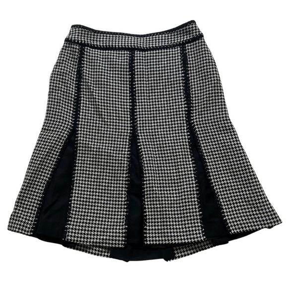 Ann Taylor Houndstooth Tweed Pocket Pleat Skirt - Picture 1 of 4